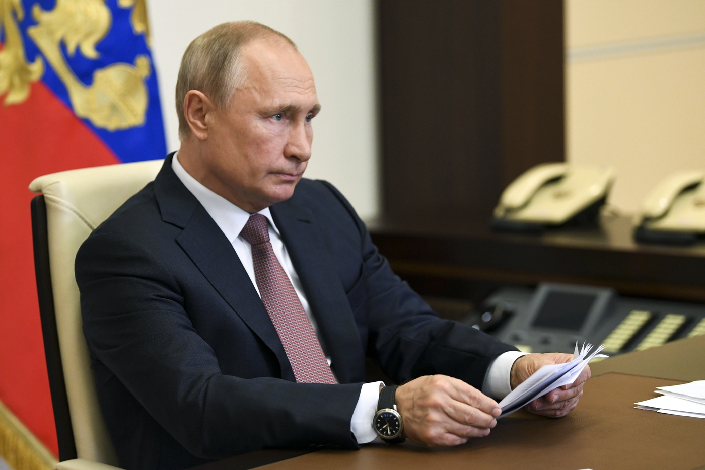 Putin parla ai suoi ministri: “Russia si adatta a nuove sanzioni e colpiremo tutte le aziende straniere che chiudono”