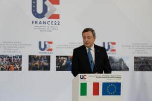 Ue, la conferenza stampa del Premier Mario Draghi dopo il vertice a Versailles