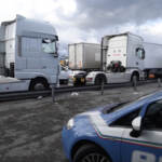Caro carburante: da lunedì Tir fermi. Rischio paralisi a oltranza