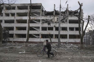 Guerra Russia-Ucraina, attaccato ospedale pediatrico a Mariupol