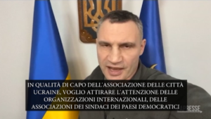 Ucraina, Klitschko: “Russi sono banditi, hanno preso di mira i sindaci”