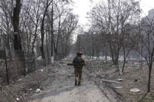 Guerra Russia-Ucraina, Mariupol di nuovo sotto le bombe