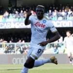 Calcio: Napoli resta in scia al Milan, doppietta Osimhen stende Verona