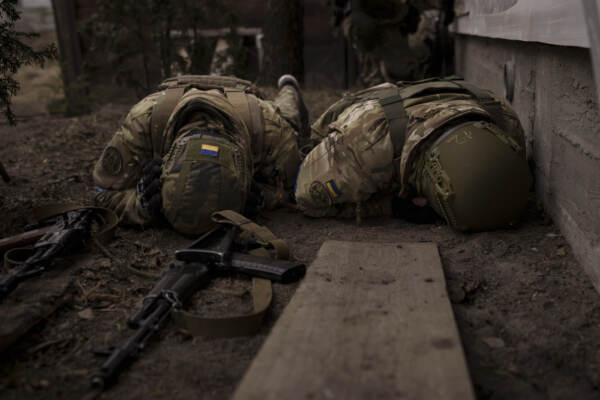 Ukraine: Kiev bombarde des positions russes dans la région de Kherson (sud)