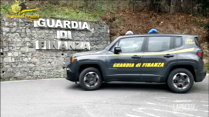 Savona, sequestrate auto e moto di lusso per 750mila euro