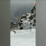 Lecco, jet caduto: nel video i due piloti che si lanciano col paracadute