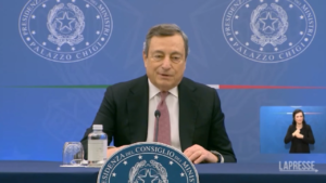 Covid, Draghi: “Gli italiani sono stati bravissimi durante la pandemia, dobbiamo essere fieri”
