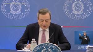 Decreto taglia-prezzi, Draghi: “Aiutiamo famiglie più bisognose e imprese più esposte”