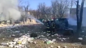 Ucraina: bombardato quartiere nord di Kiev, almeno 1 morto