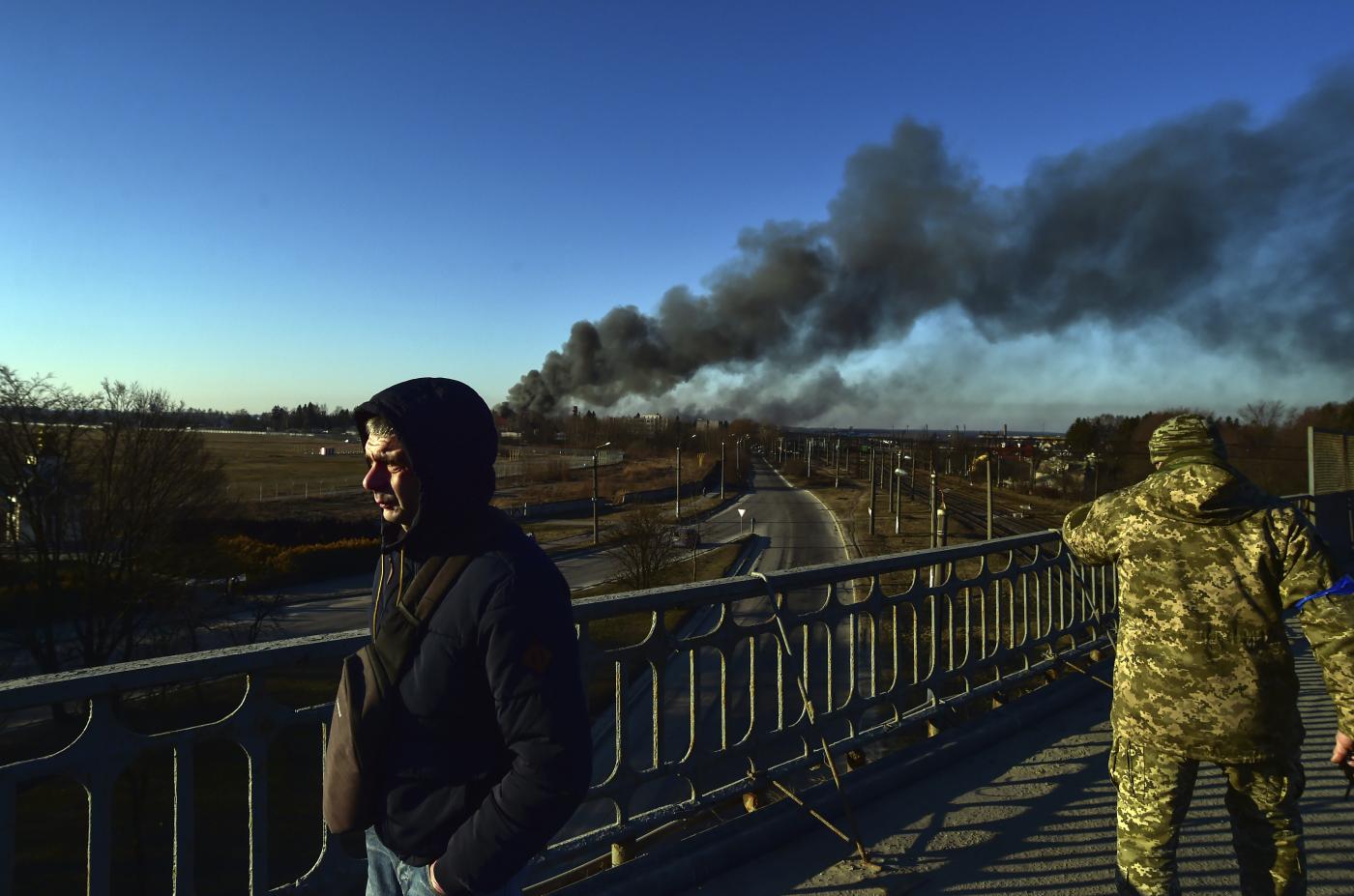 Kiev: nessun morto al teatro di Mariupol ma i combattimenti sono arrivati in centro città. Telefonata tra Biden e Xi Jinping Kiev: nessun morto al teatro di Mariupol ma i combattimenti sono arrivati in centro città. Telefonata tra Biden e Xi Jinping