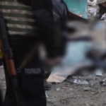 Kiev devastata dagli attacchi russi: macerie ovunque, un cadavere in strada