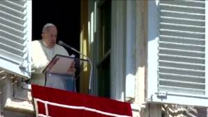 Papa Francesco: “Guerra è ripugnante, un massacro insensato, disumano e sacrilego”