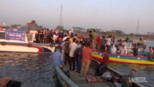 Bangladesh: nave mercantile colpisce traghetto, almeno 6 i morti