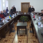 Ucraina, finito nuovo round di negoziati. Kiev: “Mosca non li prende sul serio”