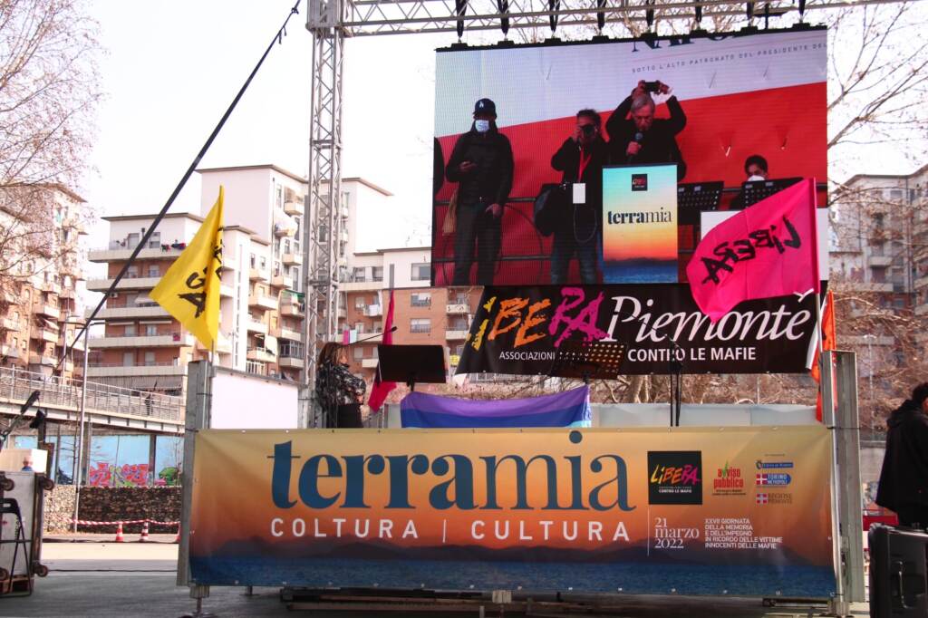 Galleria foto 'A Torino centinaia di persone per la Giornata in memoria delle vittime di mafia' - foto 2