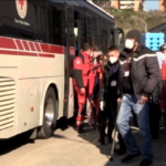 Roma, arriva convoglio della Croce Rossa con 83 profughi ucraini