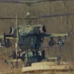 Ucraina, elicotteri russi attaccano carri armati ucraini