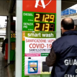 Pescara, caro carburante: scoperto distributore con prezzi truccati