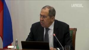 Ucraina, Lavrov: “Colloqui con Kiev ostacolati dagli Stati Uniti”