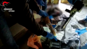 Mafia, sequestrato a Catania arsenale di armi del clan Nizza
