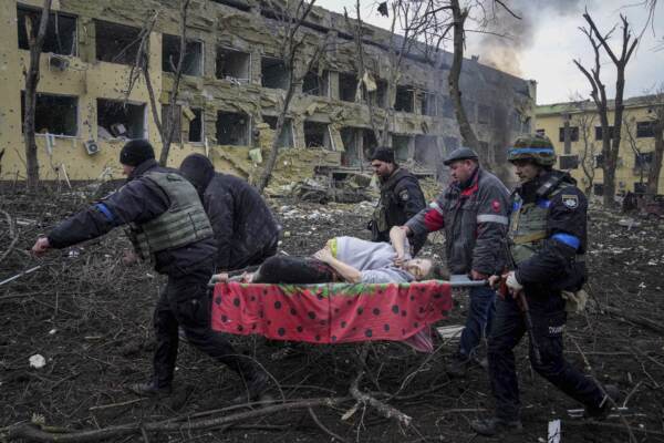 Il bilancio del conflitto un mese dopo l’invasione russa dell’Ucraina – SCHEDA