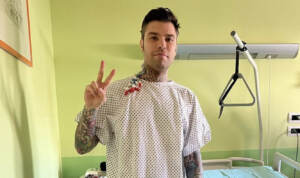 Fedez, 6 ore di intervento per un raro tumore al pancreas