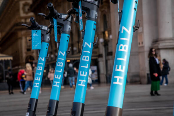 Nuova flotta di monopattini Helbiz a Milano