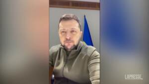 Zelensky e il 30° giorno di guerra: “Abbiamo contenuto tutti gli attacchi russi”