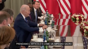 Ucraina, Biden: “L’articolo 5 della Nato è sacro”