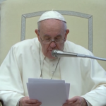 Ucraina, il Papa: “Guerra vergognosa, preghiamo perché finisca presto”