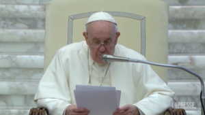 Ucraina, il Papa: “Guerra vergognosa, preghiamo perché finisca presto”