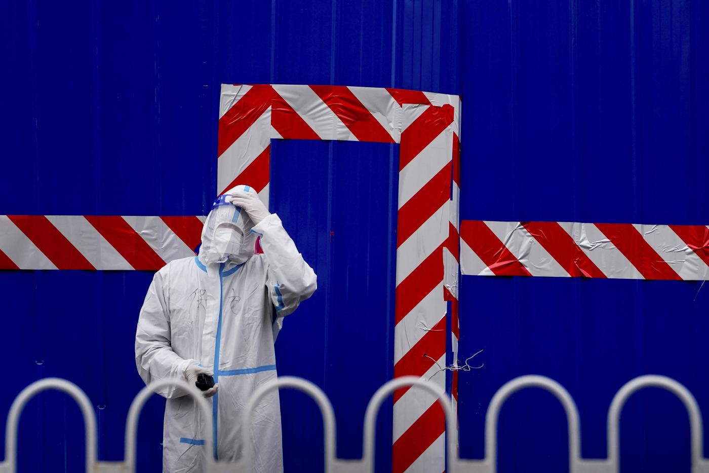 Covid: contagi e decessi in calo ma salgono i ricoveri. Dal primo aprile cambiano le regole Covid: contagi e decessi in calo ma salgono i ricoveri. Dal primo aprile cambiano le regole