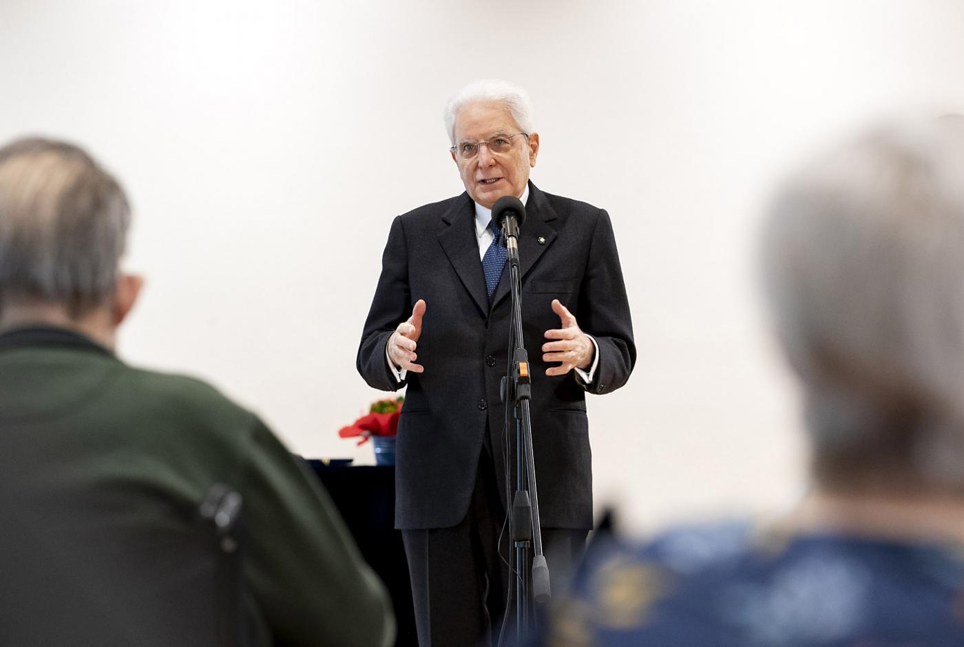 Ucraina, Mattarella: “Fermare subito la guerra, sanzioni per bloccarne la prepotenza”