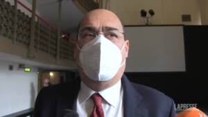 Sputnik, Zingaretti: “Non ho deciso io la sperimentazione allo Spallanzani”