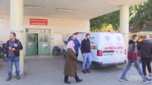 Cisgiordania, raid israeliano in campo profughi a Jenin: 2 morti e 15 feriti