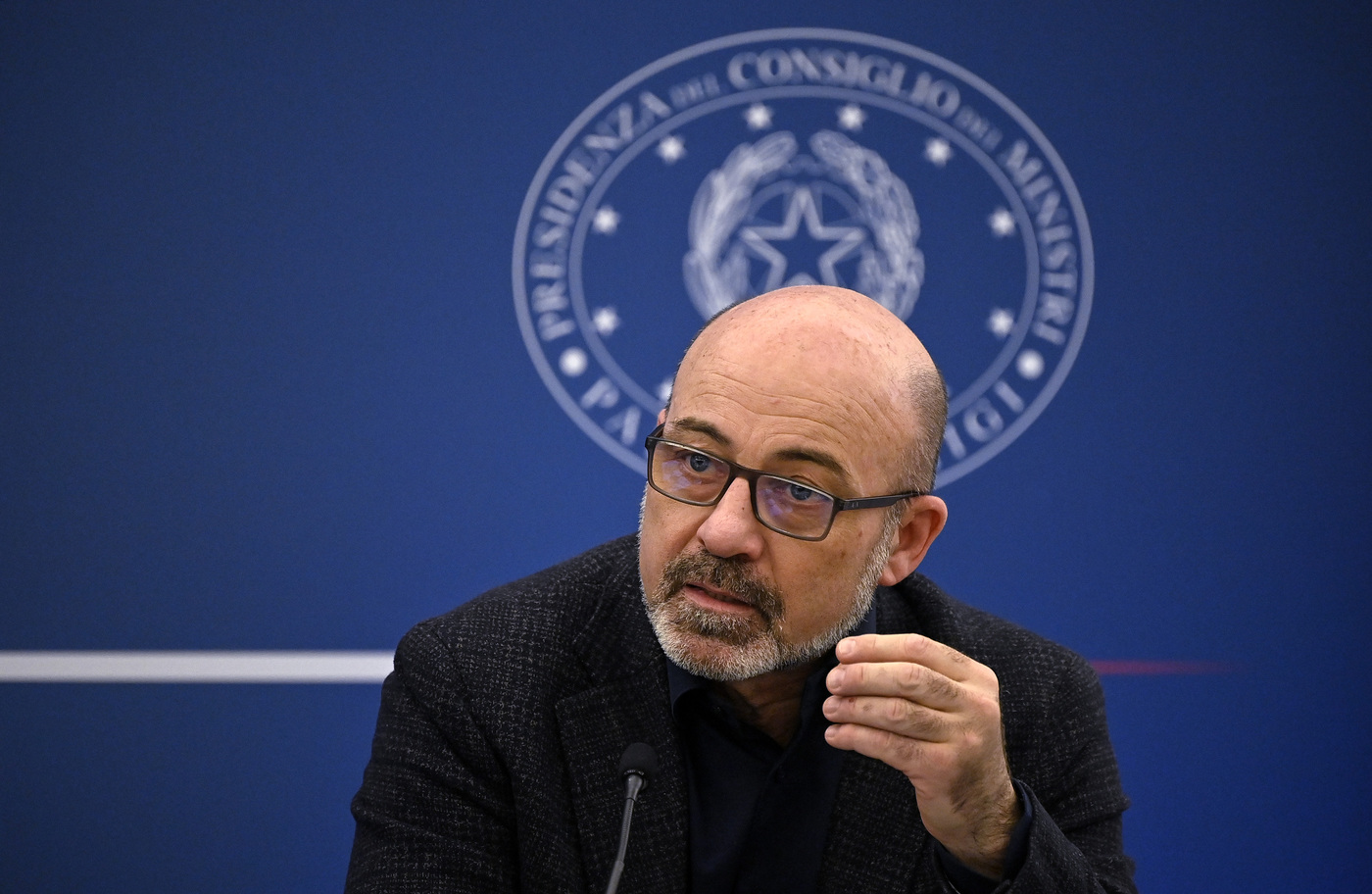 Gas, Gazprom comunica nuove procedure di pagamento. Cingolani: “Al lavoro su riserve invernali”