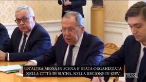 Orrore Bucha, Lavrov: “E’ una messa in scena, una provocazione che mina pace e sicurezza”