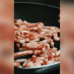 Carbonara Day 2022, Milano presenta “Karbonaro”: il primo kebab con guanciale e carbocrema