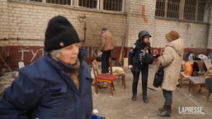 Ucraina: a Severodonetsk cittadini nascosti nei rifugi, da giorni senza cibo e riscaldamento
