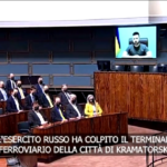 Ucraina, Zelensky su attacco Kramatorsk: “Così la Russia vuole proteggere il Donbass?”