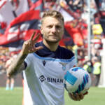 Calcio: tripletta Immobile, la Lazio travolge il Genoa 4-1
