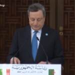 Draghi in Algeria: “Firmato accordo per aumento gas, passo significativo per ridurre dipendenza Russia”