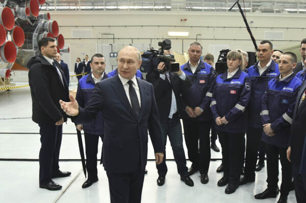 Russia, Putin e Lukashenko al cosmodromo di Vostochny