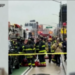 Sparatoria a New York, almeno 13 persone ferite: scattata la caccia all’uomo