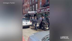 Sparatoria Brooklyn, in manette l’autore: il video dell’arresto