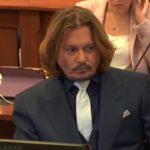 Johnny Depp e l’ex moglie in tribunale, al via il processo per diffamazione contro Heard