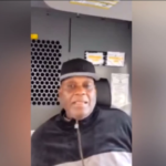 Spari in metro a New York, il sospettato in un video: “Ho brutti pensieri”