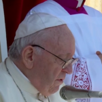 Pasqua, l’appello del Papa per l’Ucraina: “Non abituiamoci alla guerra”