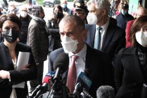 Bologna, sottosegretario salute Costa visita hub vaccini Fiera