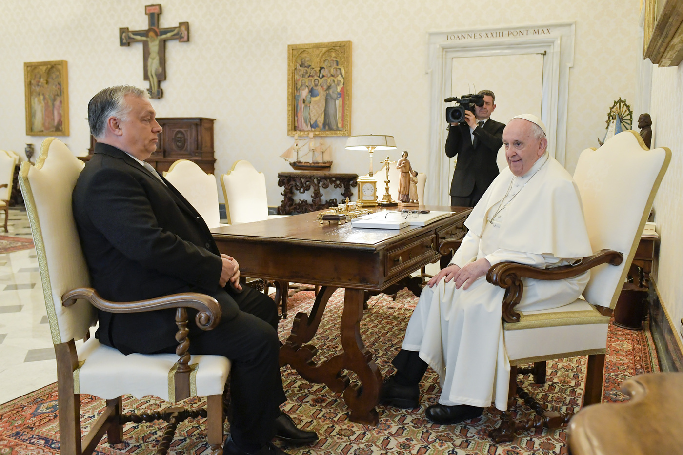 Ucraina, Orban in udienza dal Papa: “Ci aiuti a sostenere la pace”